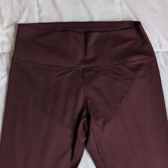 All in Motion XXL Maroon Leggings - Picture 2 of 6